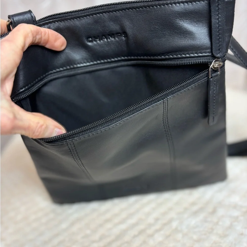 Champs Black Smooth Leather RFID Messenger Crossbody Bag